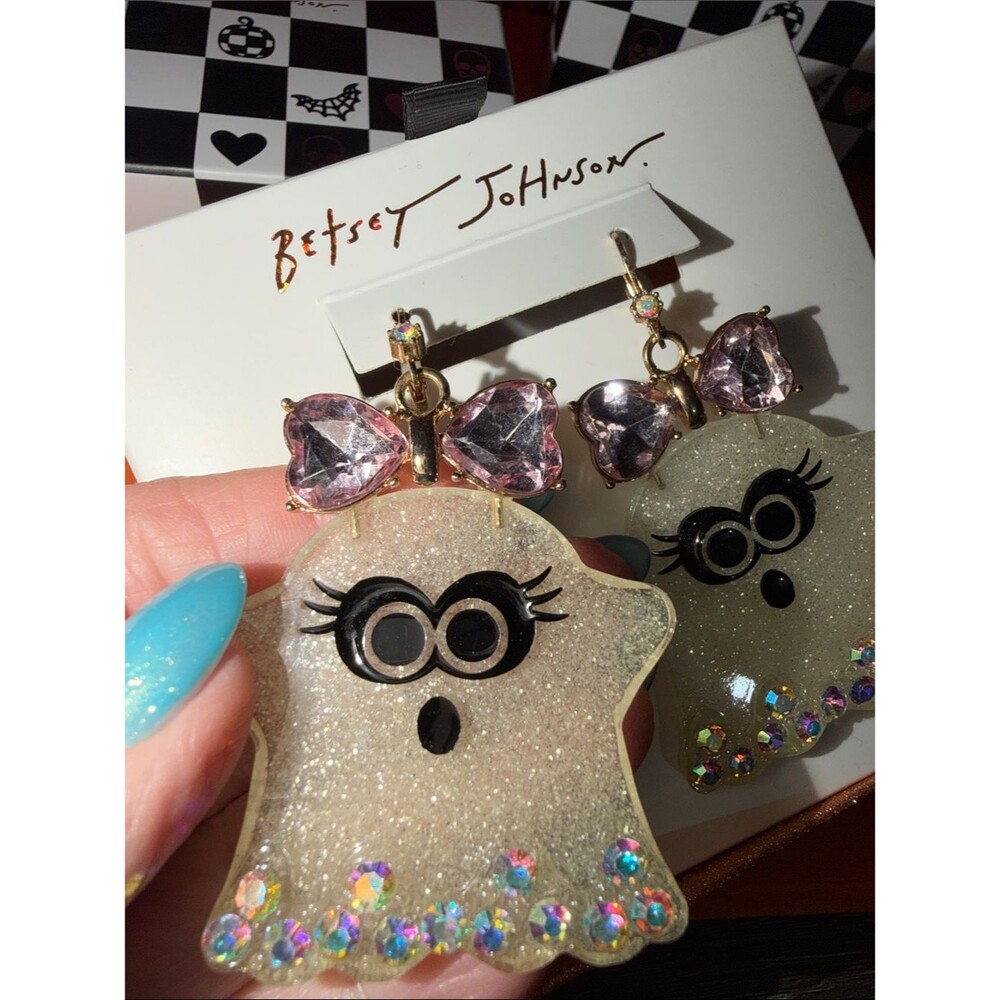 NWT Betsey Johnson Glitter Ghost with Pink Crystal Bows earrings. In gift box. - Picture 6 of 6